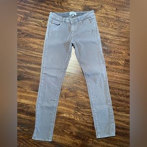 Paige Skyline Skinny jeans. Sz 28. Color grey